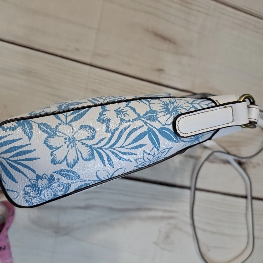 St. John's Bay Tropical Floral Crossbody Bag Purse